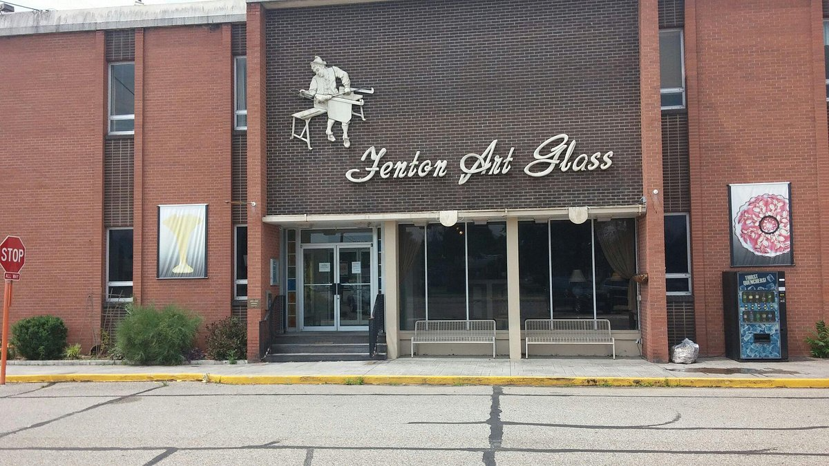 Fenton Art Glass Museum