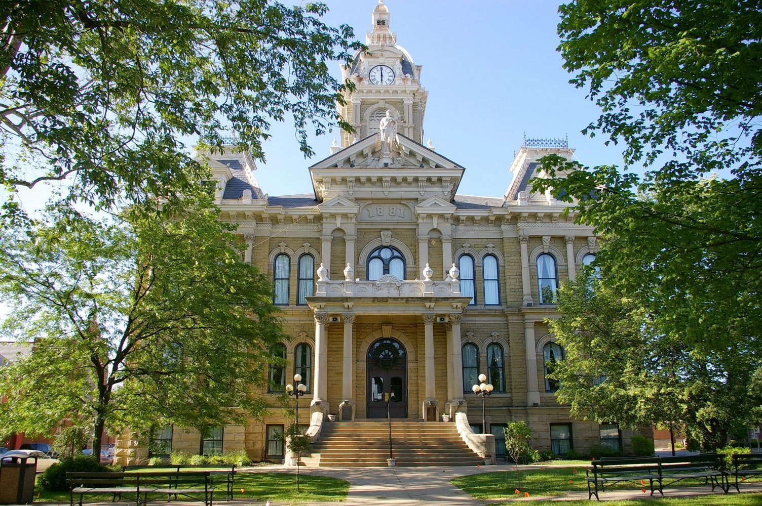 Guernsey County Courthouse