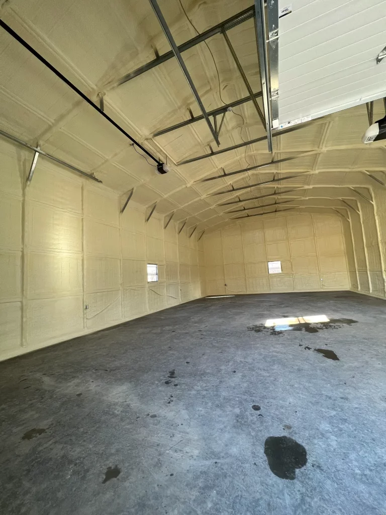 What Makes a Good Spray Foam Contractor in 2025? 1 spray foam contractor